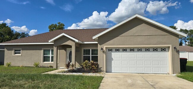 Building Photo - 643 Marion Oaks Trail Rental