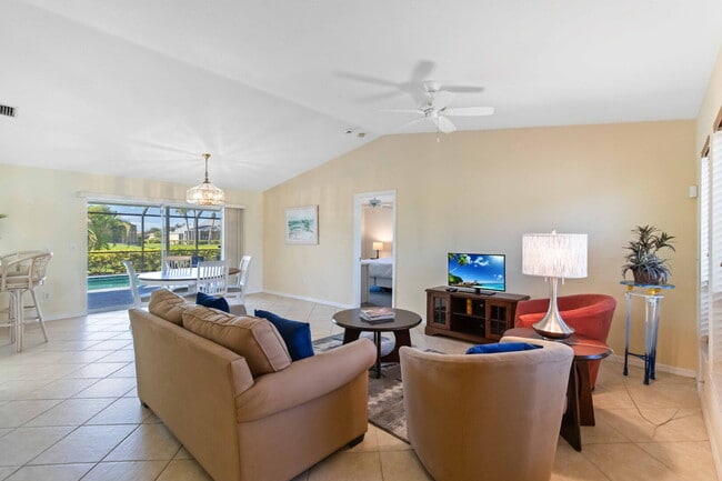 Photo - "Fully Furnished 3-Bedroom, pool home in Rotonda West!"