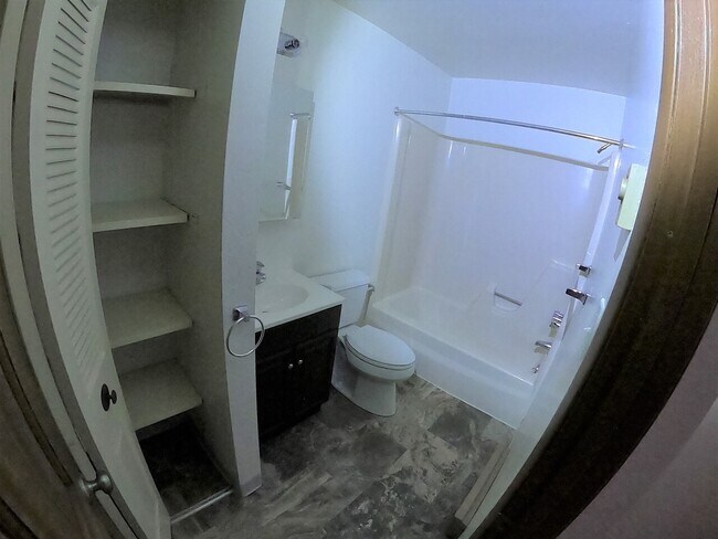 Photo - Maple Street East Apartments