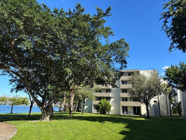 10090 NW 80th Ct Unit 1239