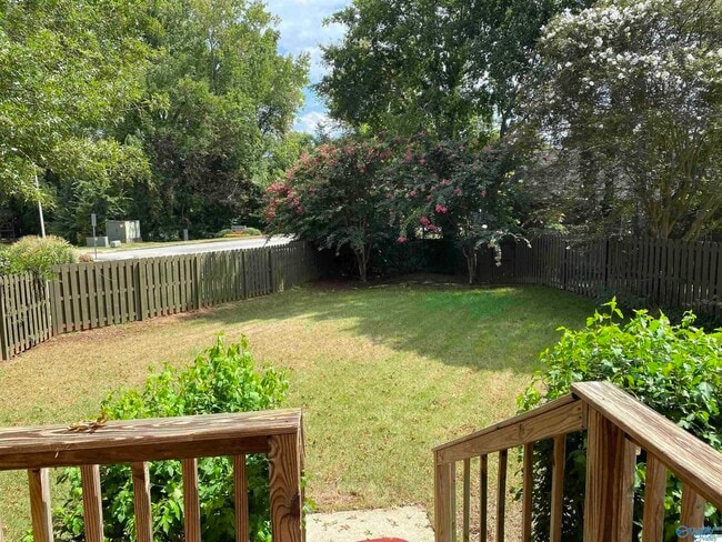 Photo - 524 SW Sussex Dr