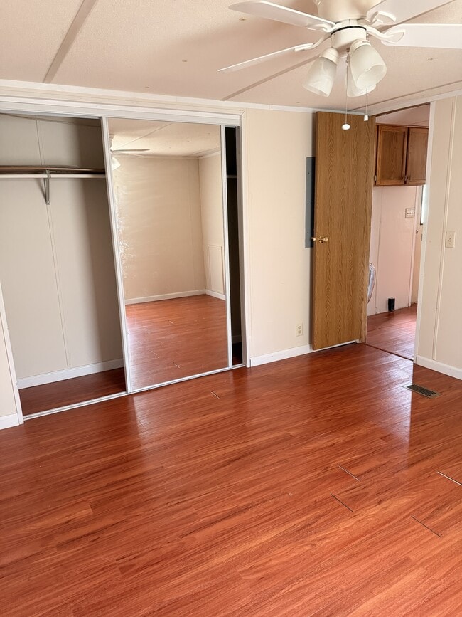 Photo - 67 Walnut Dr