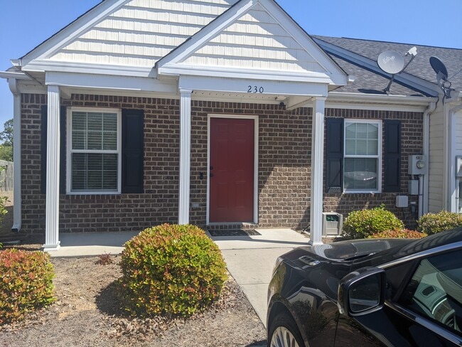 Photo - 230 Sunview Dr Unit 230