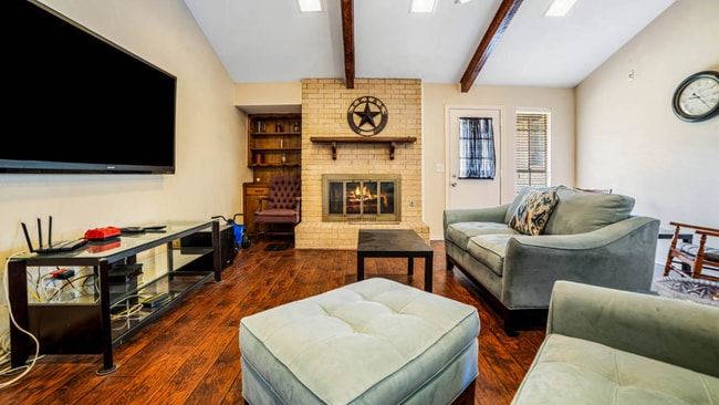 Photo - 1808 Papeete Dr