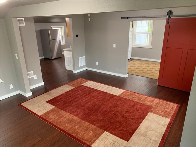 Photo - 4362 Green Gables Rd NW