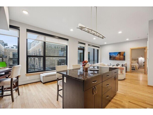 Building Photo - 740 Portland Ave Unit 710 Rental