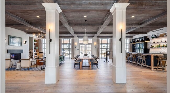 Building Photo - 333 Unquowa Rd Unit 324