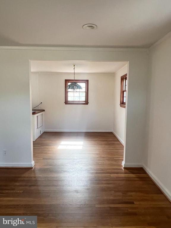 Photo - 4712 Topping Rd