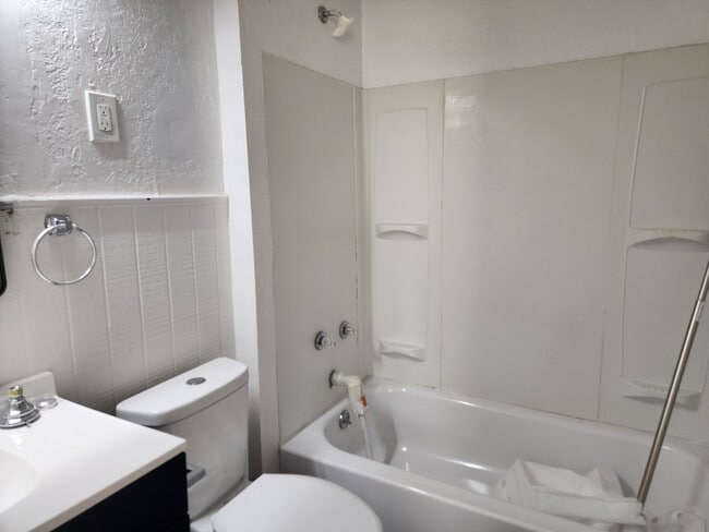 Photo - 1904 Peachtree Ave