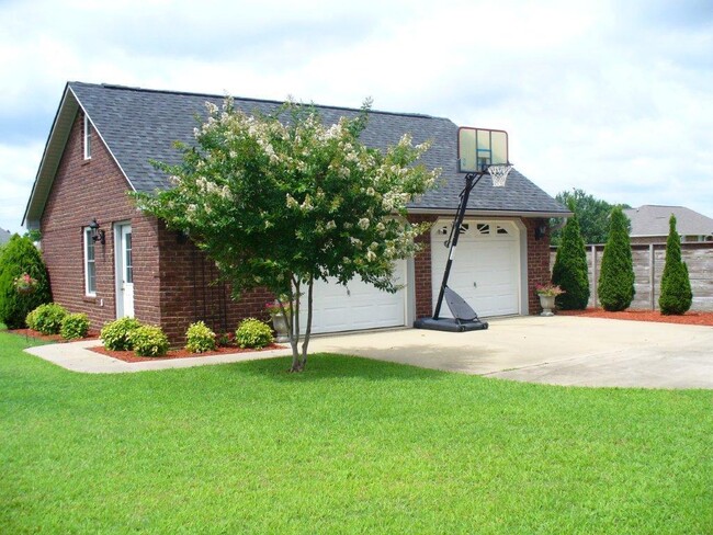 Photo - 3095 Caitlynn Dr