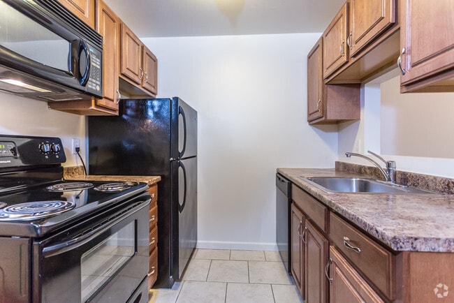 Integrity Chardon / Maple Ridge Apartments