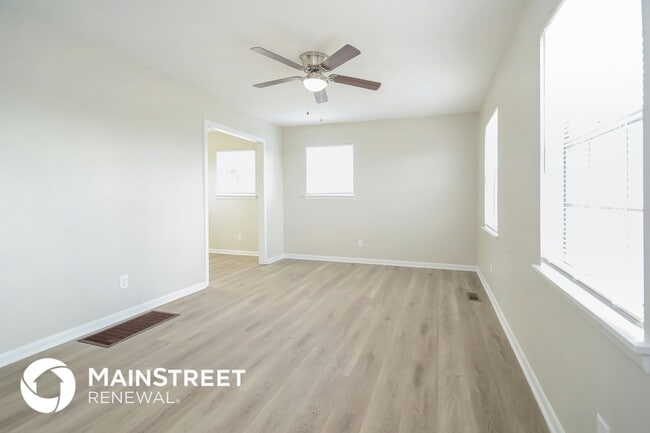 Photo - 609 Cherry Ave