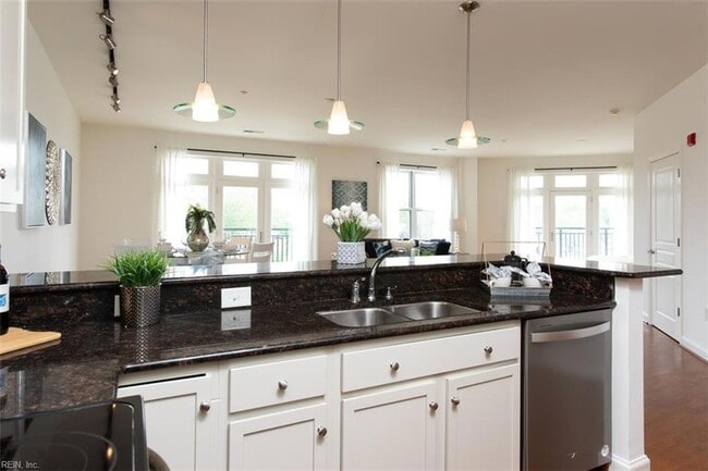 Photo - 670 Town Center Dr Unit 320
