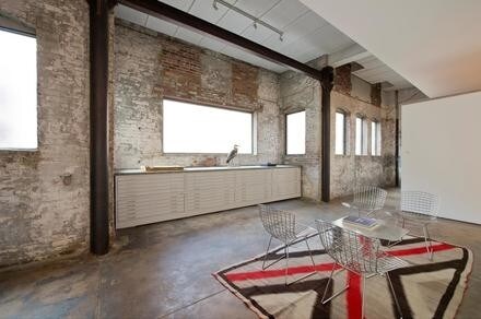 Photo - 239-243 W 18th St