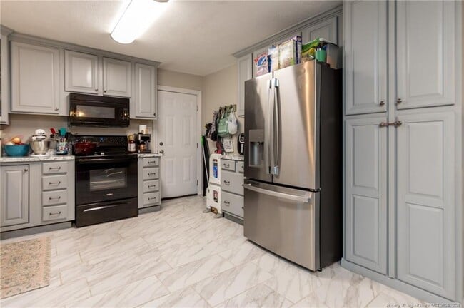 Photo - 413 Langdon St