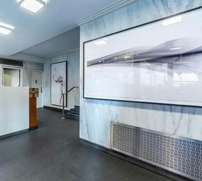 Photo - 165 E 35th St Unit 6H