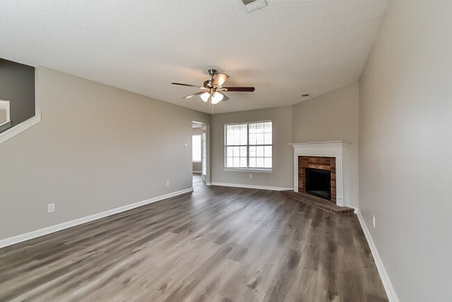 Photo - 6722 Finch Rd