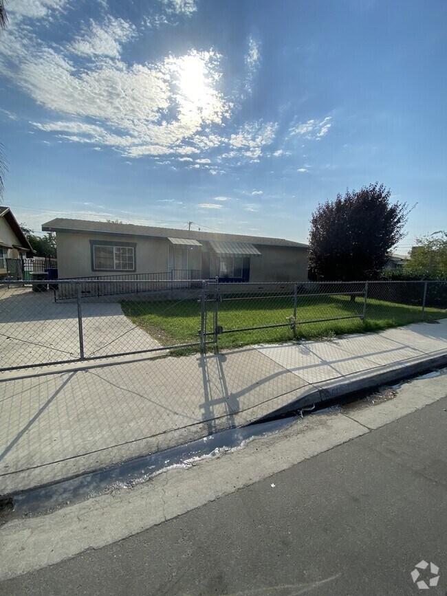Casas en alquiler cerca de Chipman Junior High Bakersfield, CA 9