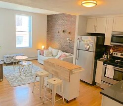 Building Photo - 42 Warwick St Unit A3