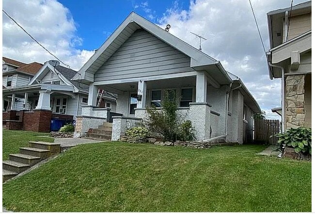 223 Valleywood Dr