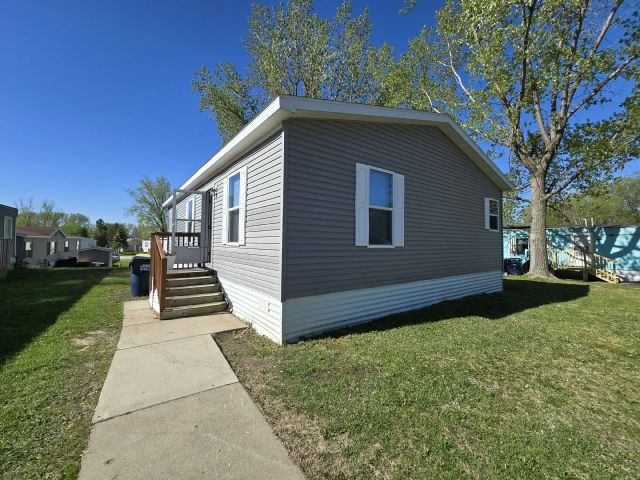 Photo - 442 Romeo Dr