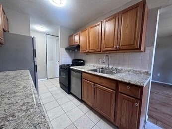 Photo - 68 Shrewsbury Green Dr Unit J