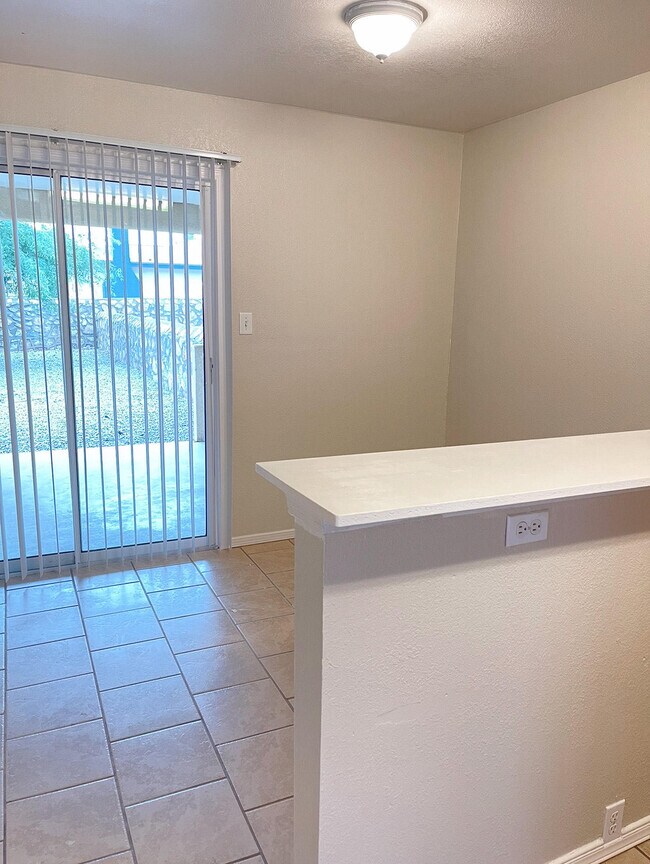 Photo - 4016 Moonlight Ave