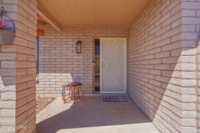 6745 N Quartzite Canyon Pl