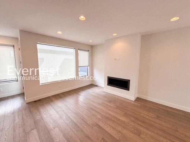 Photo - 2649 17th St