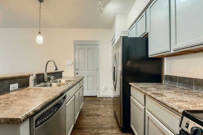 Photo - 2 bed/2 bath Sloans Lake Condo