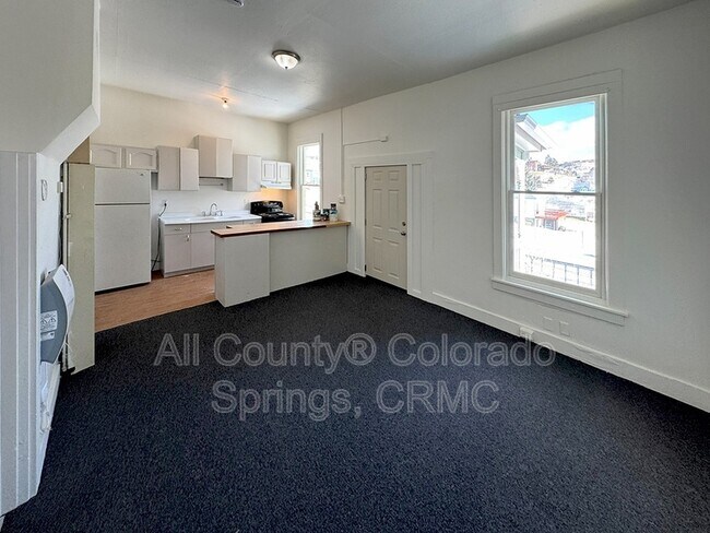 Photo - 215 N First Street