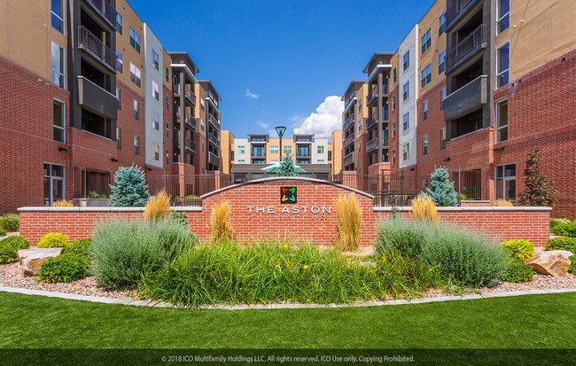 Bienvenido a The Aston at University Place - The Aston at University Place Apartamentos