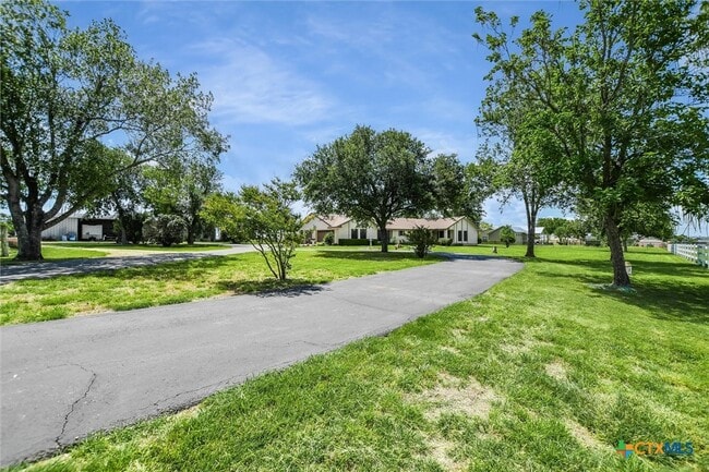 Photo - 7 Brenda Ln