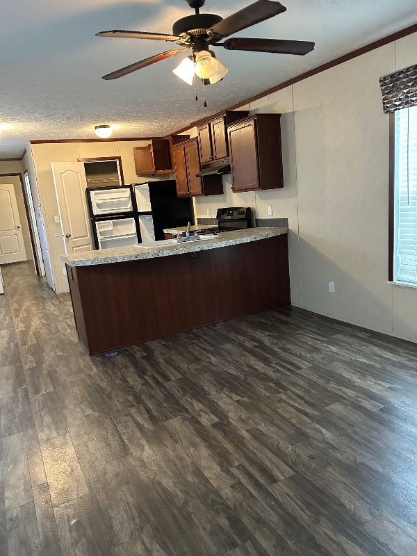 Photo - 9859 Shepherd Rd