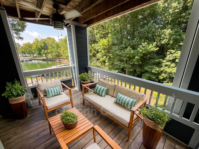 Photo - 723 Southwest Dr Unit 23