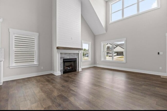 Photo - 538 Willow Grv Ct