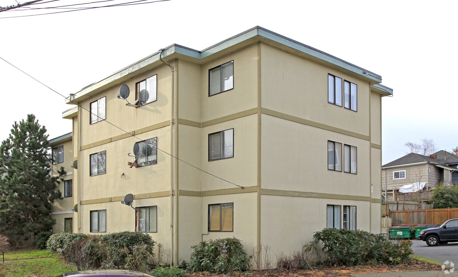 Photo - 301 Apartments