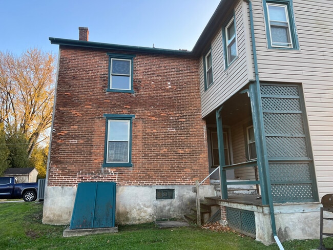 Photo - 331 Church St