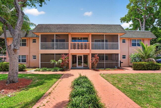 Photo - 760 SE 2nd Ave Unidad D216