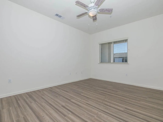 Photo - Del Rio Apartments