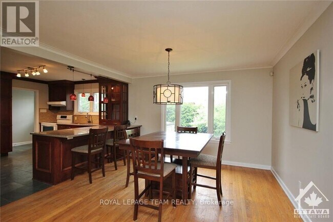 Photo - 1805 Forman Ave