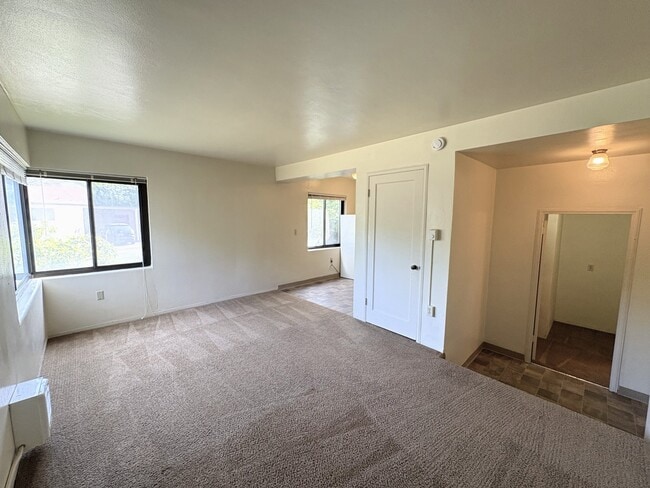 Photo - 145 NW 16th St Unidad 102