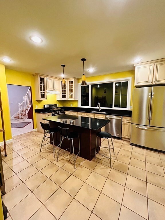 Photo - 23 Holmfield Ave House