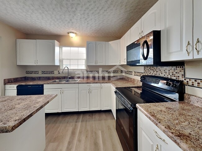 Photo - 5627 Wynridge Ct