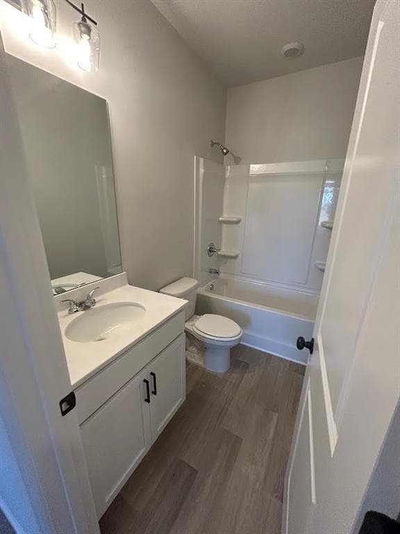 Photo - 135 Lauren St