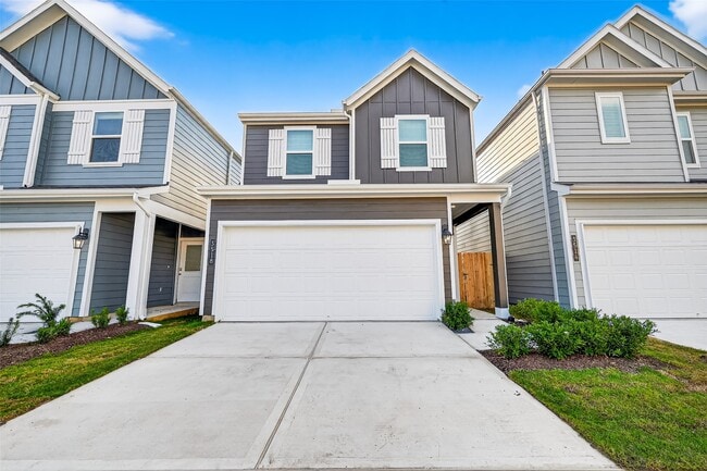 Photo - 3518 Mockingbird Ln