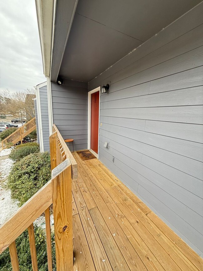 Building Photo - Jamestown Commons