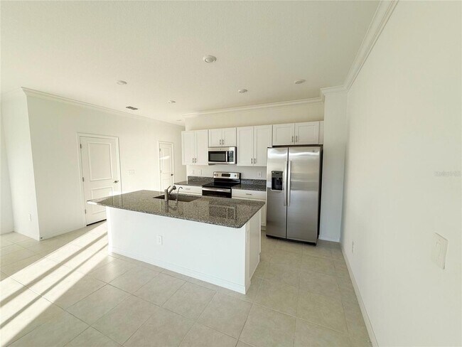 9001 Gallantree Pl