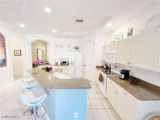 Photo - 1366 Serrano Cir