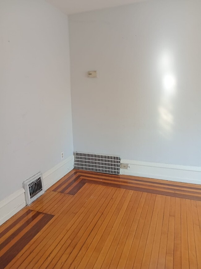 Photo - 2457 N 1st St Unit upper front